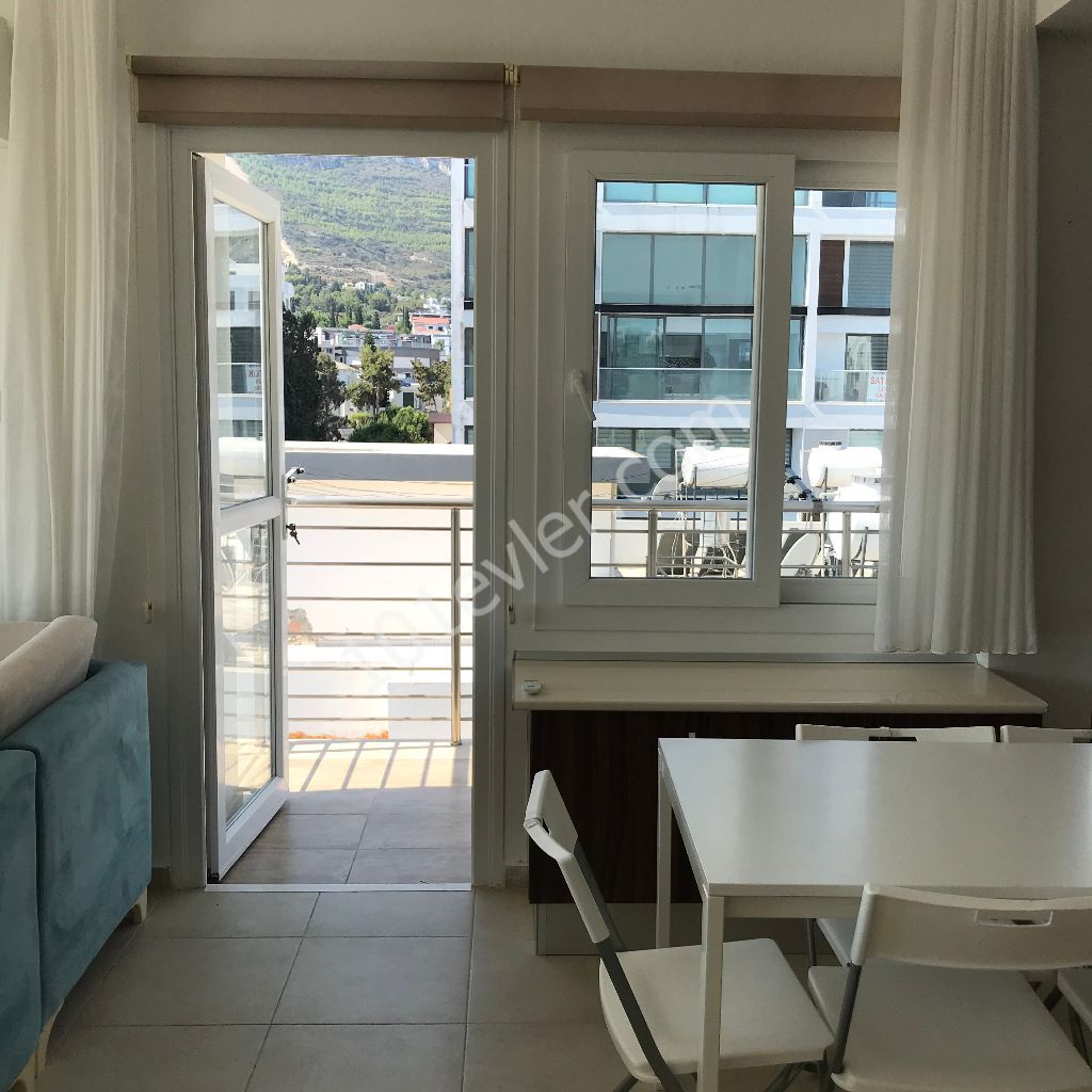 GİRNE MERKEZ'DE 3+1 KİRALIK DAİRE 