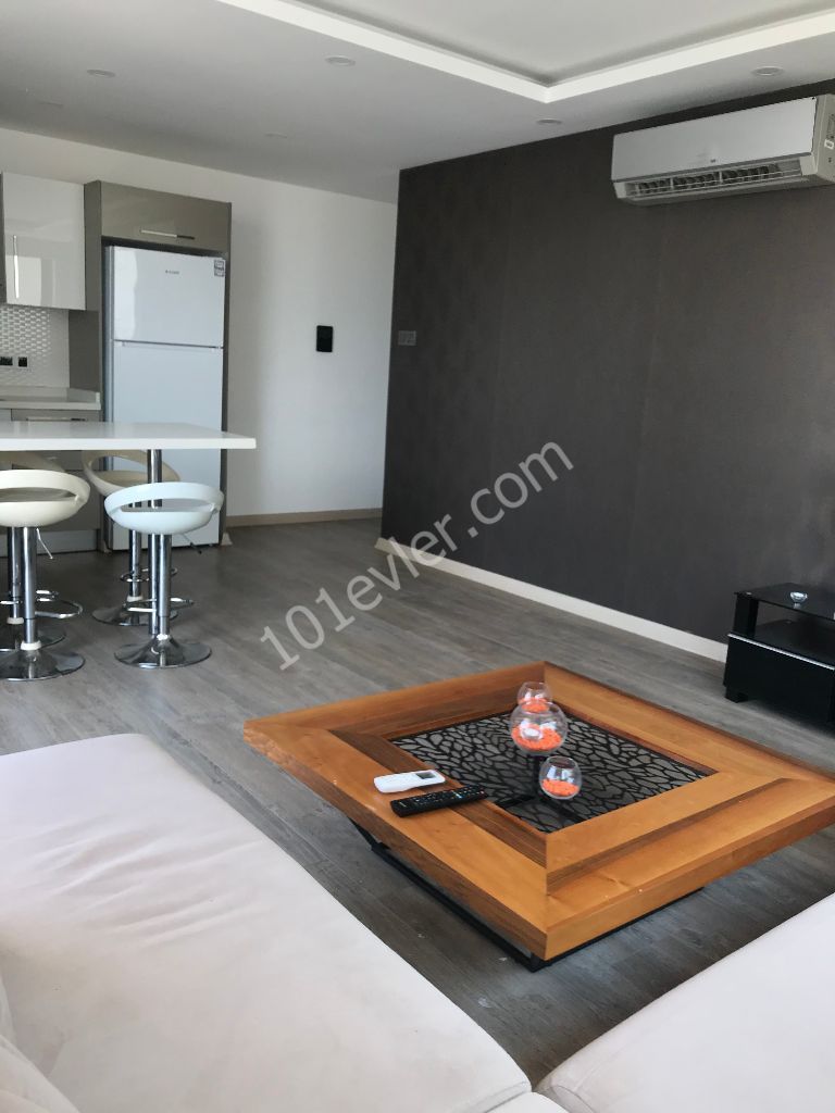 Flat To Rent in Girne Merkez, Kyrenia