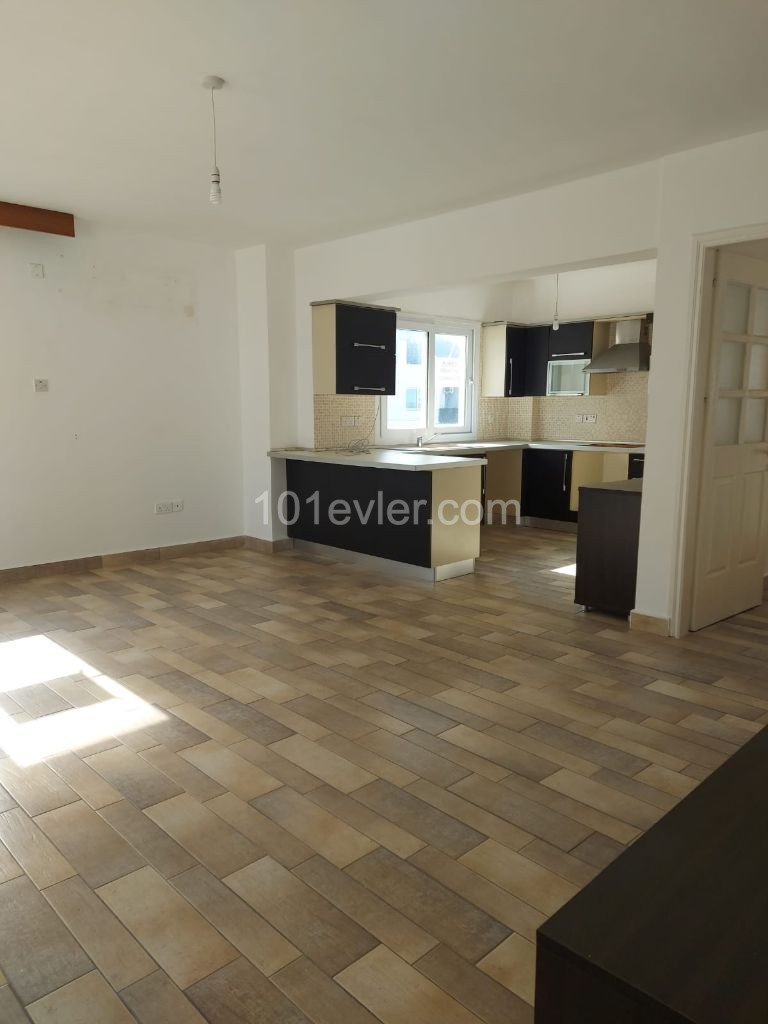 Penthouse Mieten in Girne Merkez, Kyrenia