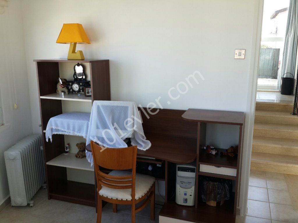 4 BEDROOM FLAT FOR RENT KYRENİA IN ESENTEPE