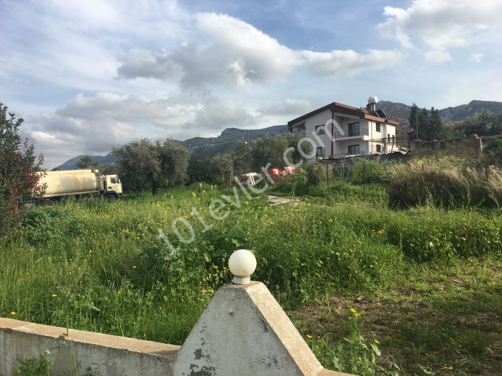 Residential Zoned Plot For Sale in Ozanköy, Kyrenia