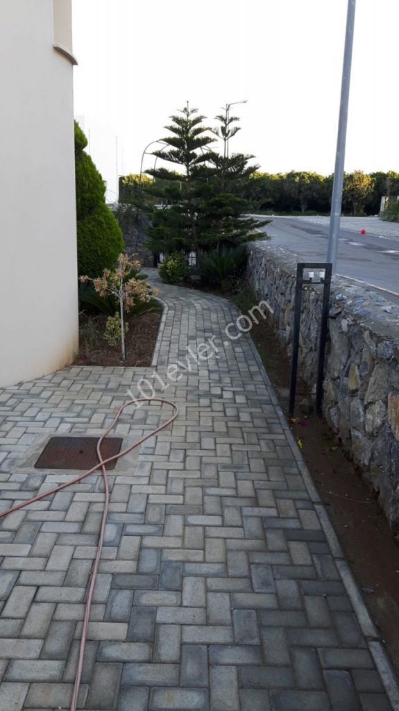 Einfamilienhaus Kaufen in Güzelyurt Merkez, Guzelyurt