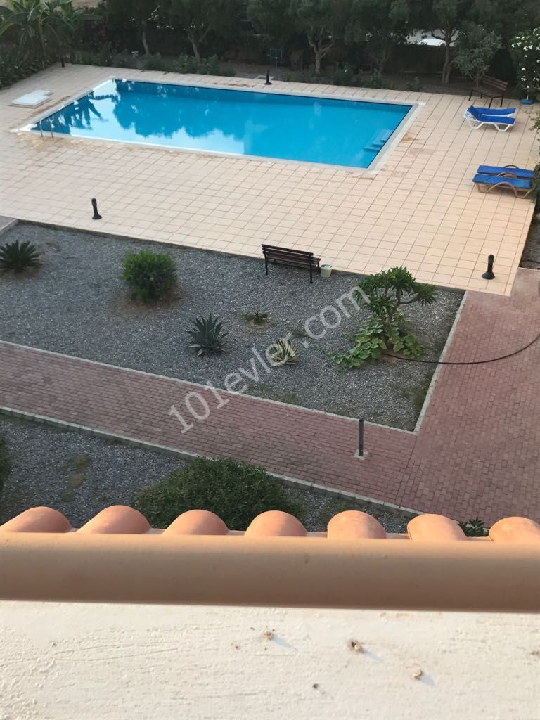 GİRNE MERKEZ'DE 110m2 PENTHOUSE DAİRE 90,000 STG SATILIK