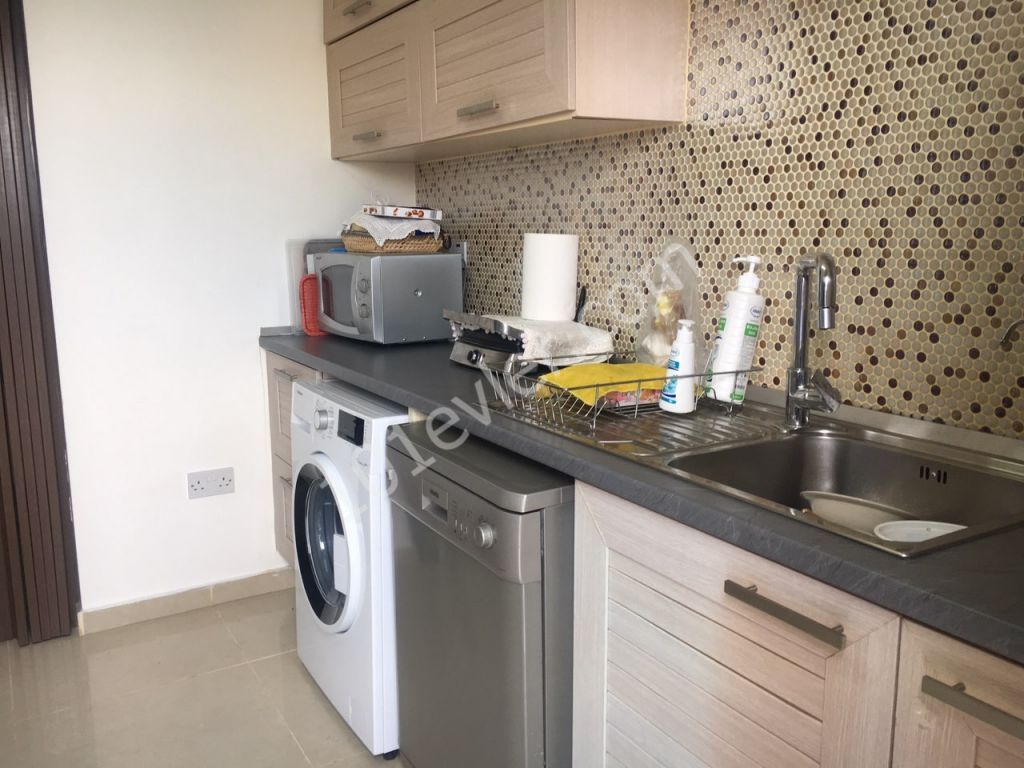 Hamitköy’de 3+1 Eşyalı Aylık Kiralı Penthouse Daire 400 STG