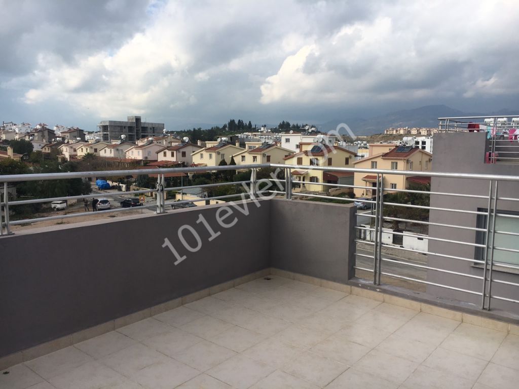 Hamitköy’de 3+1 Eşyalı Aylık Kiralı Penthouse Daire 400 STG