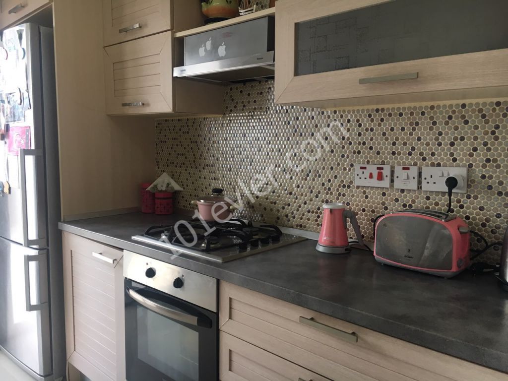 Hamitköy’de 3+1 Eşyalı Aylık Kiralı Penthouse Daire 400 STG