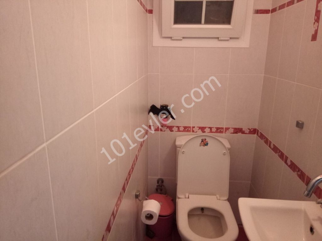 Gönyeli’de 3+1 Eşyalı Kiralık Daire 2800 TL