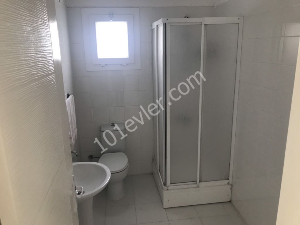 Lefkoşa Haspolat’da 2+1 Eşyasız Aylık Ödemeli Kiralık Daire 1500 TL