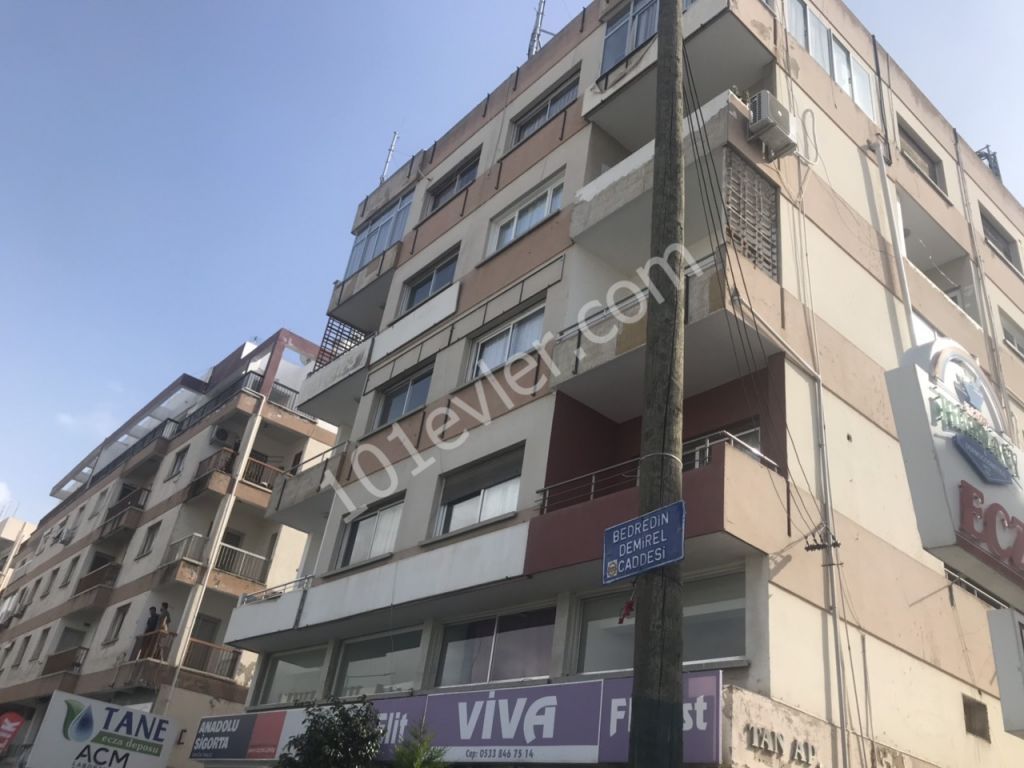 Lefkoşa Kumsal’da 2+1 Ful Eşyalı Aylık Ödemeli Kiralık Daire 1900 TL