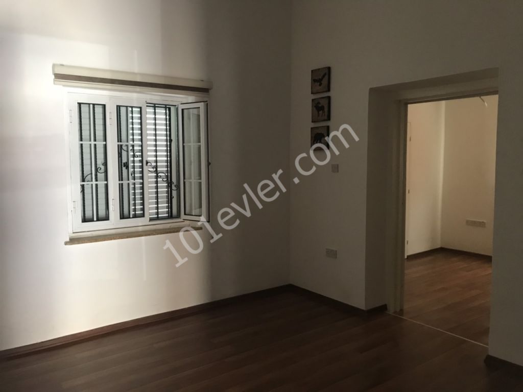 Köşlüçiftlik’de Müstakil Kiralık 3+1 Eşyasız Aileye Kiralık 450 STG