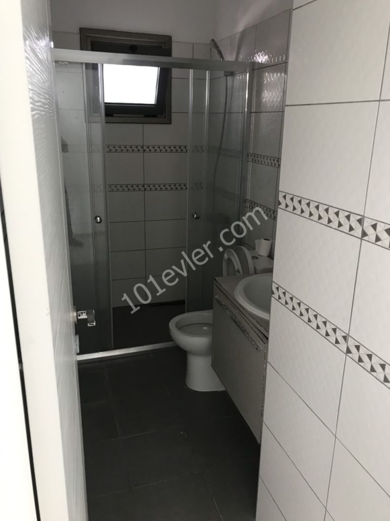 Lefkoşa Yenişehir’de 2+1 Ful Eşyalı Aylık Ödemeli Daire 2350 TL