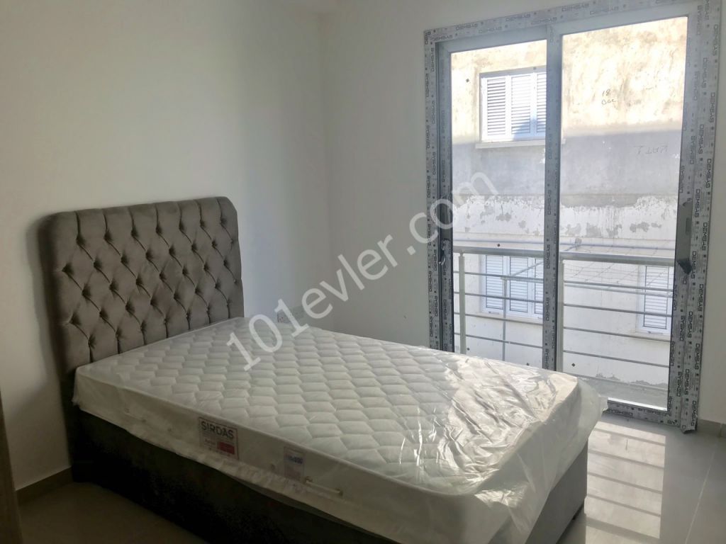 K.Kaymaklı'da Duraklara yakın 2+1 Eşyalı Kiralık Daire 2600 TL