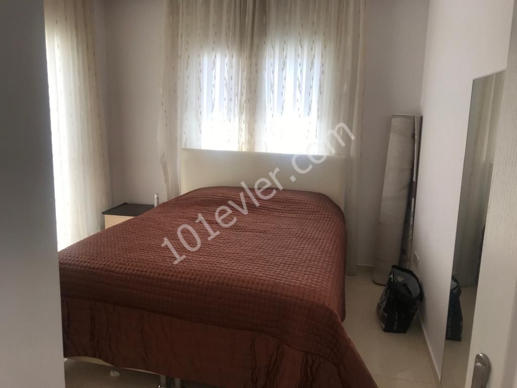 Yukarı Girne'de 3+1 Satılık Penthouse 85000 STG