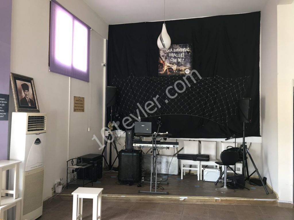 Ortaköy'de 110 m2 Devren Kiralık İşyeri Meyhane 100.000 TL