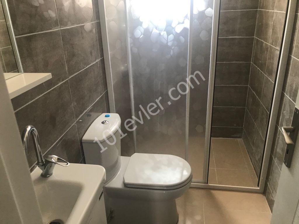 Lefkoşa Gönyeli'de 2+1 Eşyalı Yeni Kiralık 6+6 Ödemeli Daire 2,000 TL