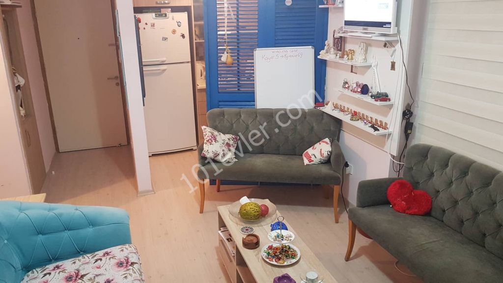 Flat To Rent in Girne Merkez, Kyrenia