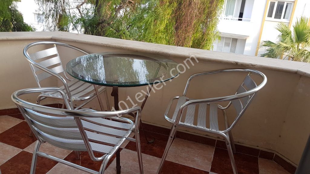 Girne Merkez'de 3+1 Eşyalı Kiralık Daire 3000 TL