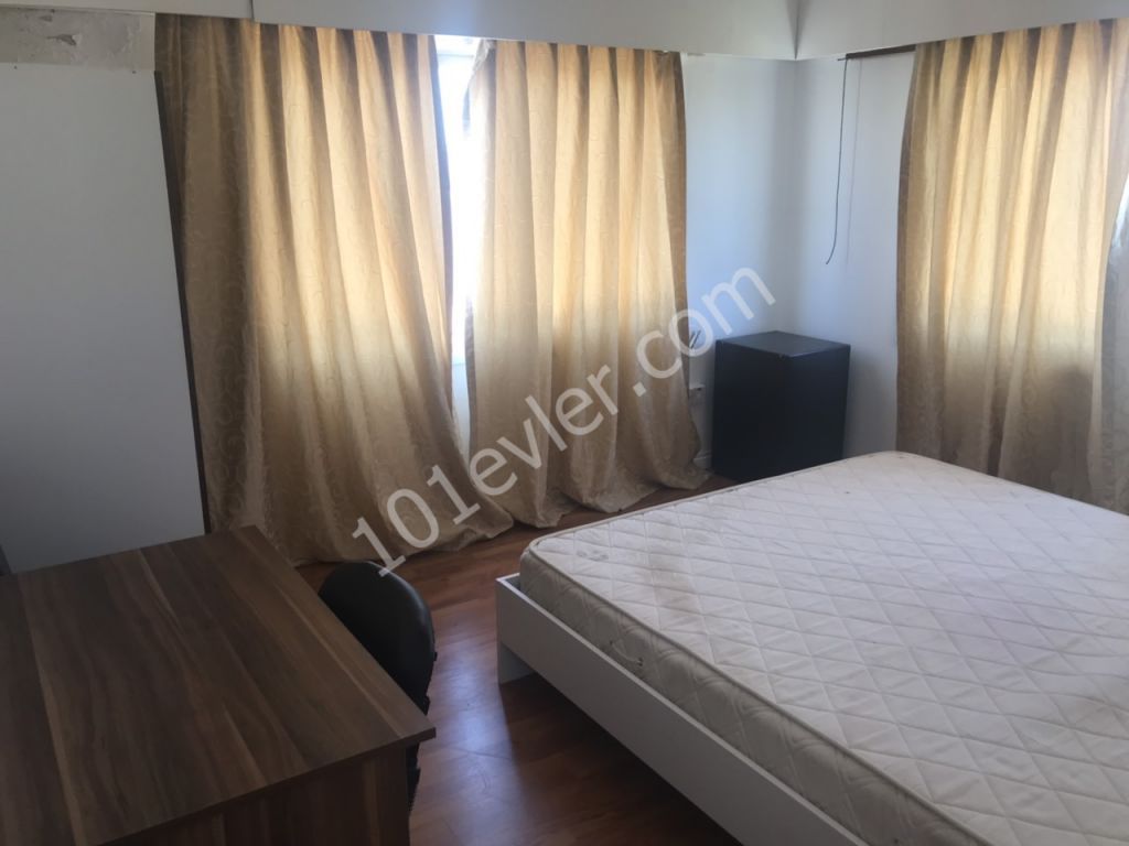 Dereboyu Kumsal'da 1+1 Eşyalı Kiralık 6+6 Aylık Ödemeli Daire 1500 TL