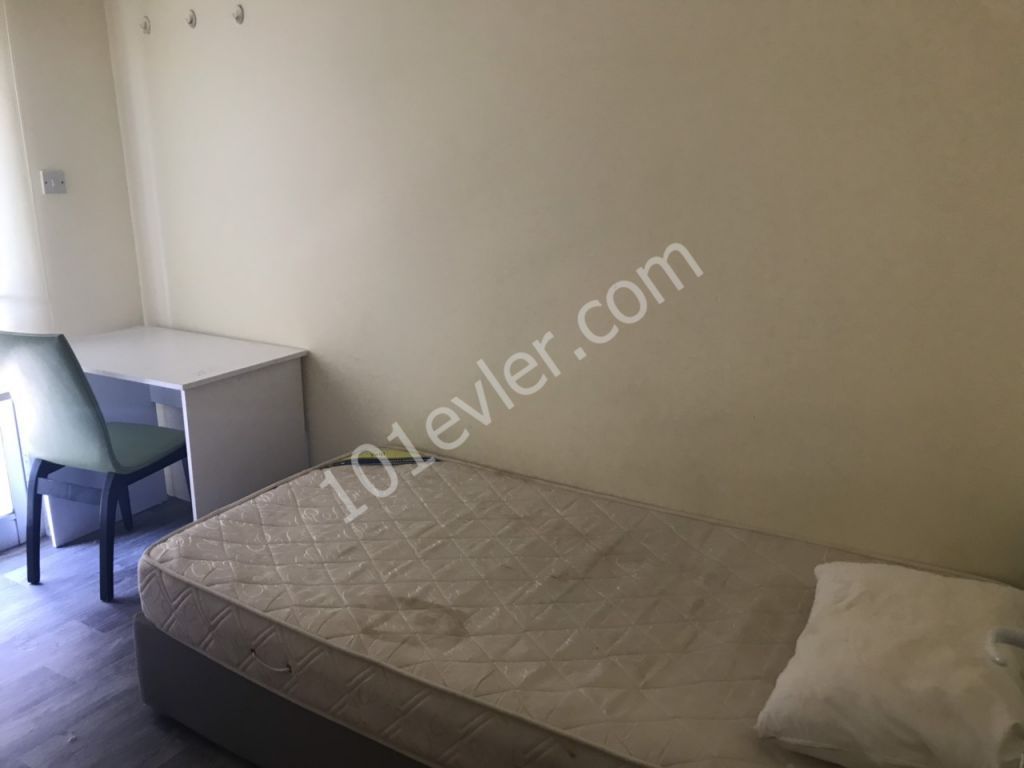 K.Kaymaklıda 1+1 6+6 Aylık Ödemeli Eşyalı Kiralık Daire 1600 TL