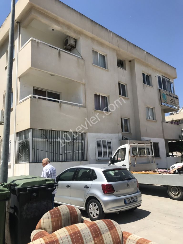 Gönyeli Yenikentde 2+1 Eşyalı Aylık Ödemeli Kiralık Daire 240 stg