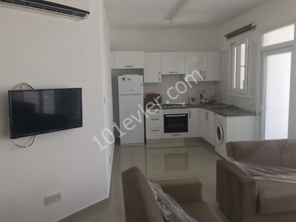 Lefkoşa Gönyeli'de 2+1 Yıllık Ödemeli Eşyalı Kiralık Daire 300 STG