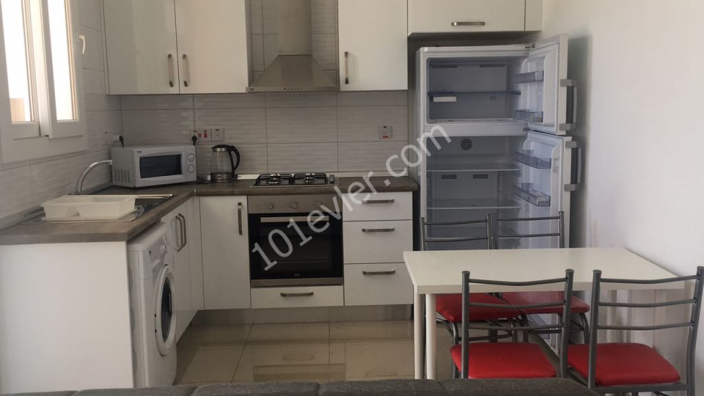 Gönyeli Merkez'de 2+1 Eşyalı  Kiralık Daire 300-GBP