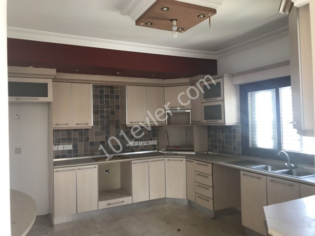 Lefkoşa Marmara Bölgesinde 2+1 Türk Malı Satılık Daire 55.000 STG