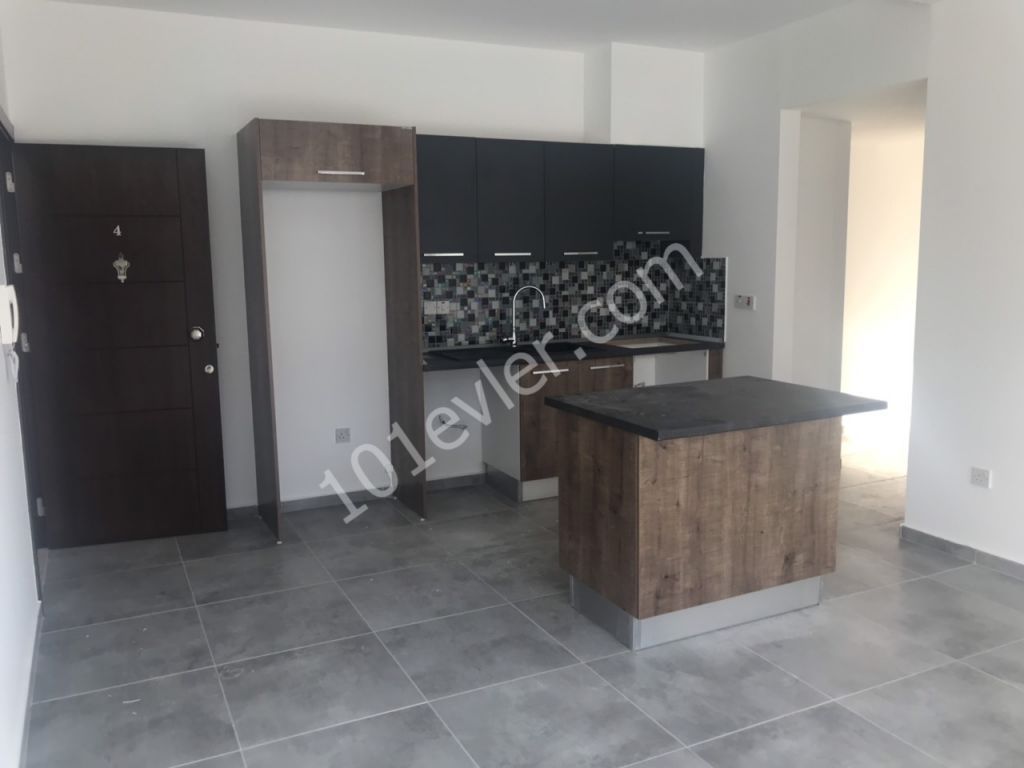 Lefkoşa Küçükkaymaklı Bölgesinde Yeni Sıfır 2+1 Modern Dizayınlı Satılık Daire 48.000 STG