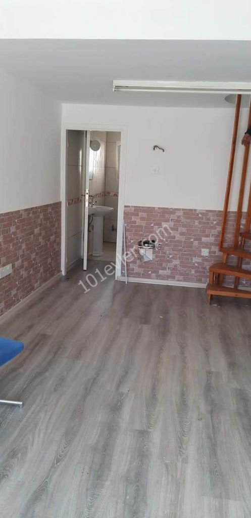 Lefkoşa Göçmenköy'de Kiralık Dükkan 1200 TL