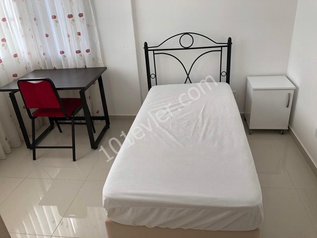 Lefkoşa Gönyelide 2+1 Kiralık Eşyalı Daire 2200 TL