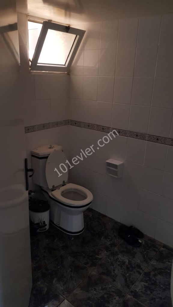 Lefkoşa Gönyeli'de 3+1 Eşyalı Kiralık Daire 2000 TL