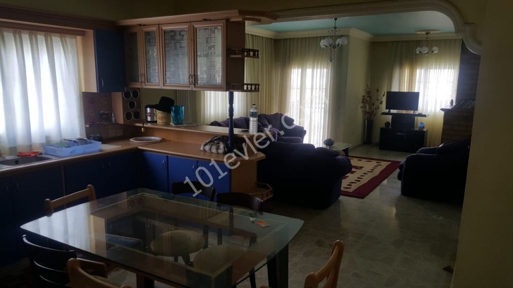 Lefkoşa Gönyeli'de 3+1 Eşyalı Kiralık Daire 2000 TL