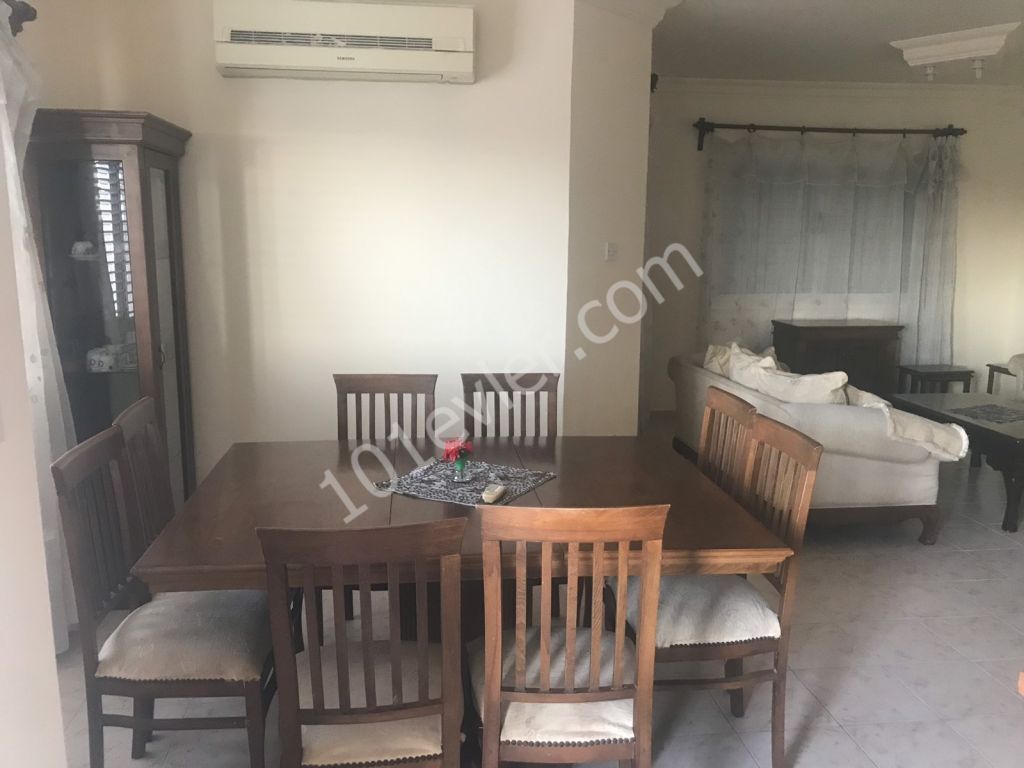 Lefkoşa Ortaköyde 3+1 Eşyalı Kiralık Daire 350 STG