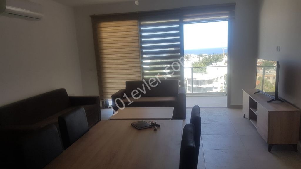 Girne Merkez'de 2+1 Eşyalı Kiralık Daire 400 STG