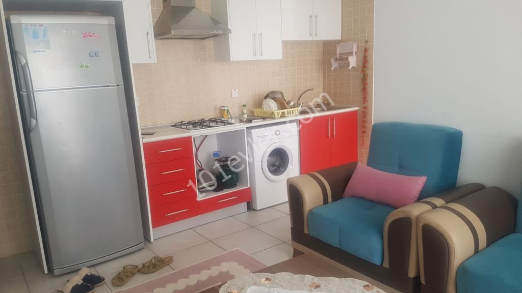 Girne Merkez'de 2+1 Eşyalı Kiralık Daire 2800 TL