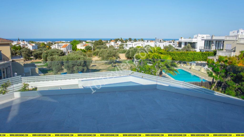 Girne Ozanköy'de 4+2 Satılık Villa 300000 STG