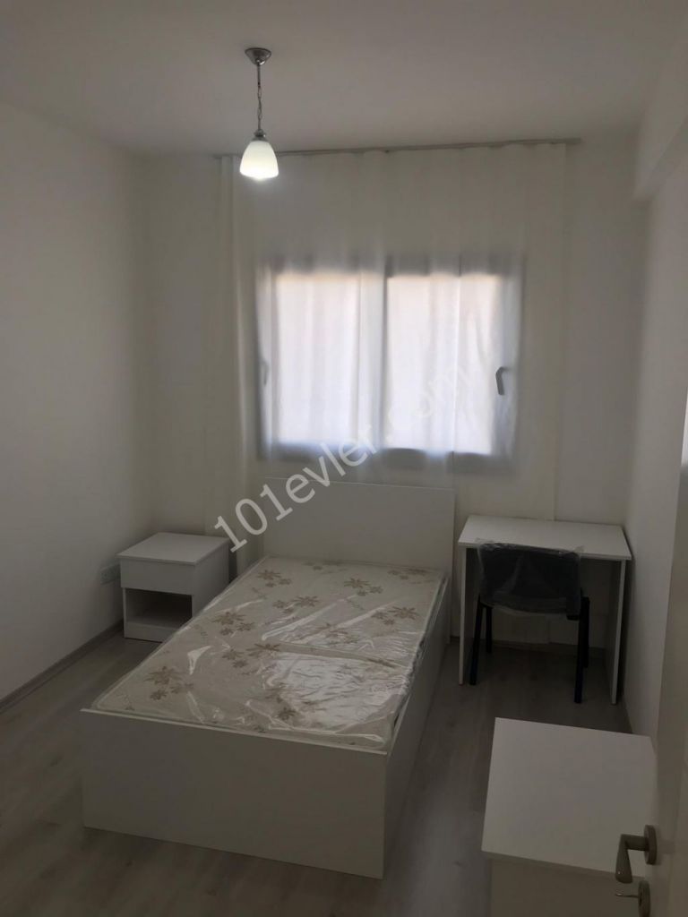 Lefkoşa Kızılbaş'da 2+1 Eşyalı Yıllık Ödemeli Kiralık Zemin Kat Daire 2250 TL