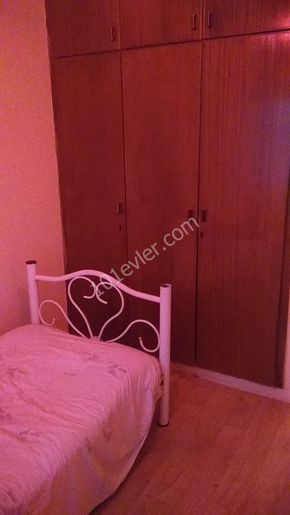 Gönyeli Yenikent'de 3+1 Eşyalı Kiralık Daire 300 STG