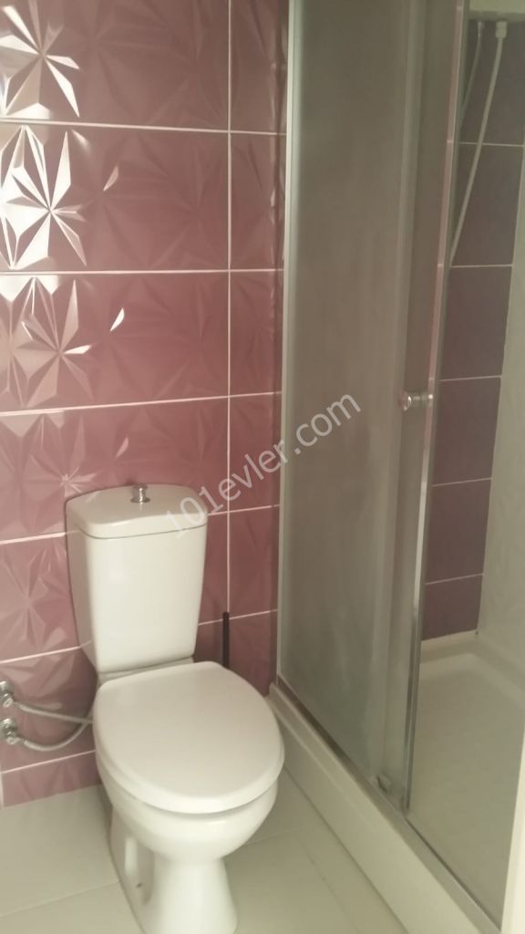 Gönyeli Yenikent'de 2+1 Eşyalı Kiralık Daire 6+6 Aylık Ödemeli 2,500 TL