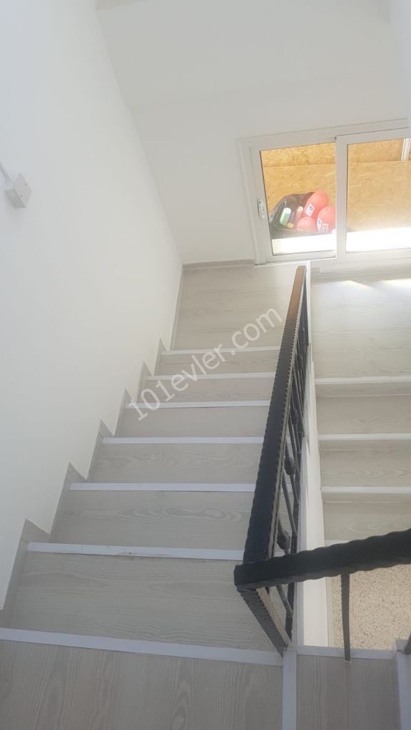 Girne Karaoğlanoğlu'da 2+1 Eşyalı Kiralık Daire 2500 TL