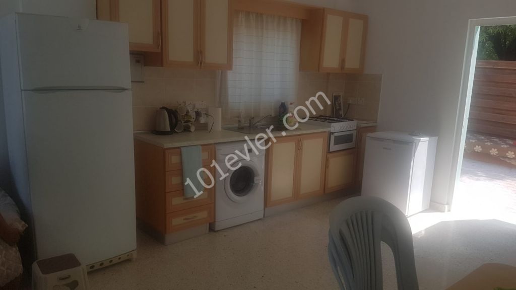 Girne Karaoğlanoğlu'da 2+1 Eşyalı Kiralık Daire 2500 TL