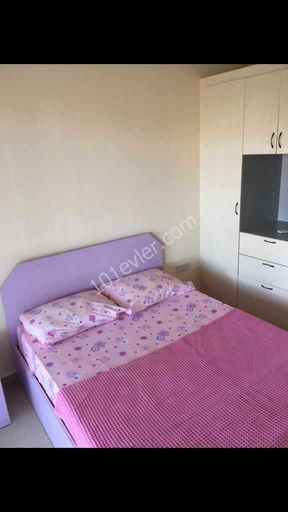 Girne Esentepe'de 3+1 Eşyalı Kiralık Zemin Kat Daire 2800 TL