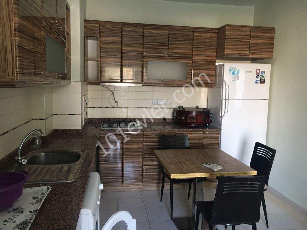 Lefkoşa Ortaköy'de 2+1 Eşyalı Yıllık Ödemeli Kiralık Daire 1800 TL