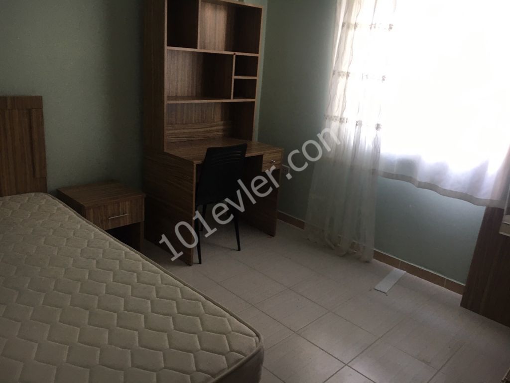 Lefkoşa Ortaköy'de 2+1 Eşyalı Yıllık Ödemeli Kiralık Daire 1800 TL