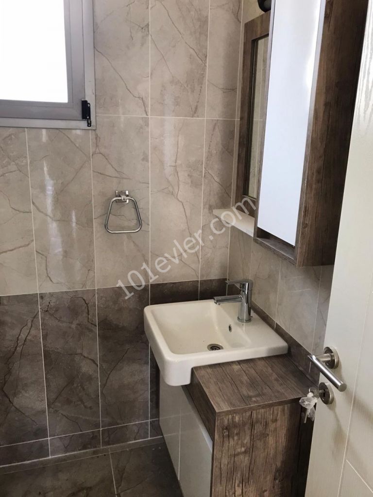 Girne Alsancak'da 4+1 Satılık Villa 235000 STG