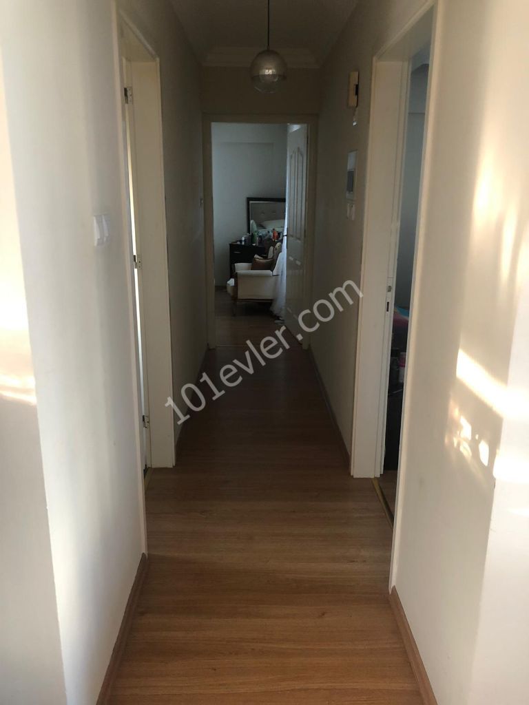 Girne Merkez'de 2+1 Eşyalı Kiralık Daire 3000 TL