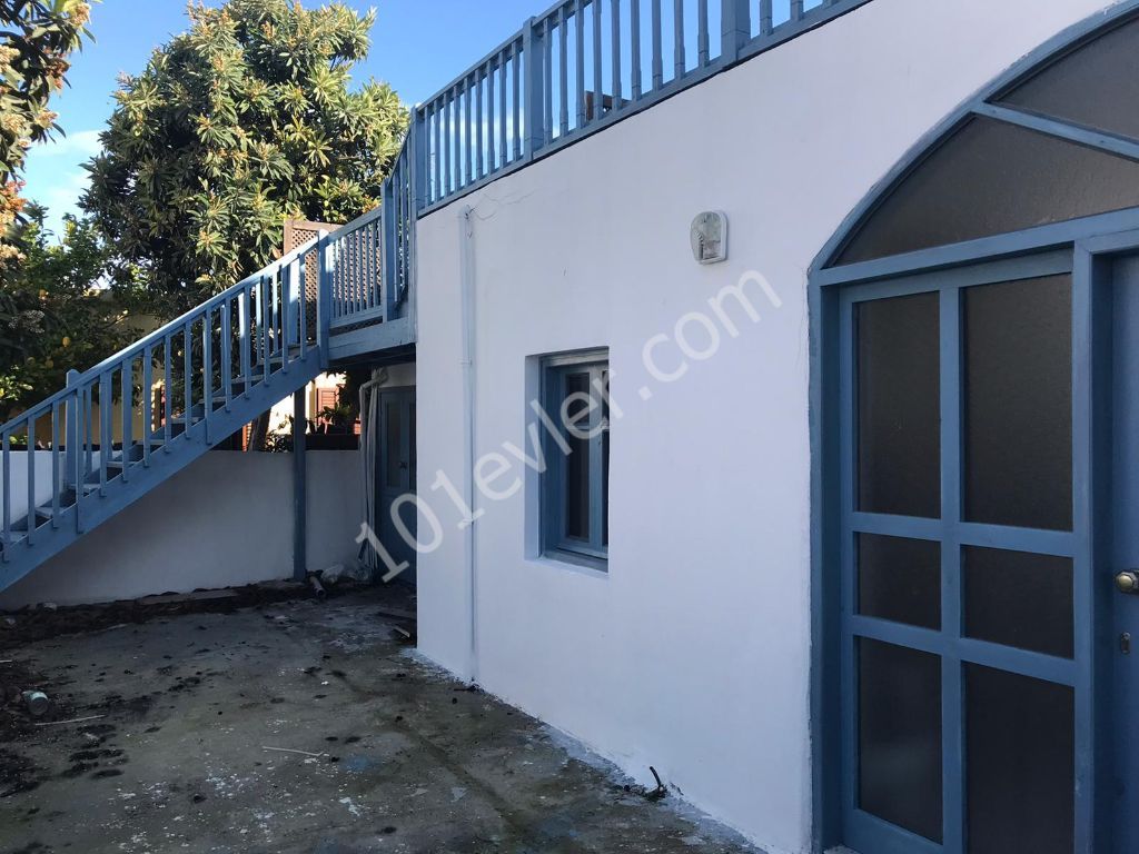 Girne Merkezde Kiralık İş Yeri Aylık Ödemeli  650 STG