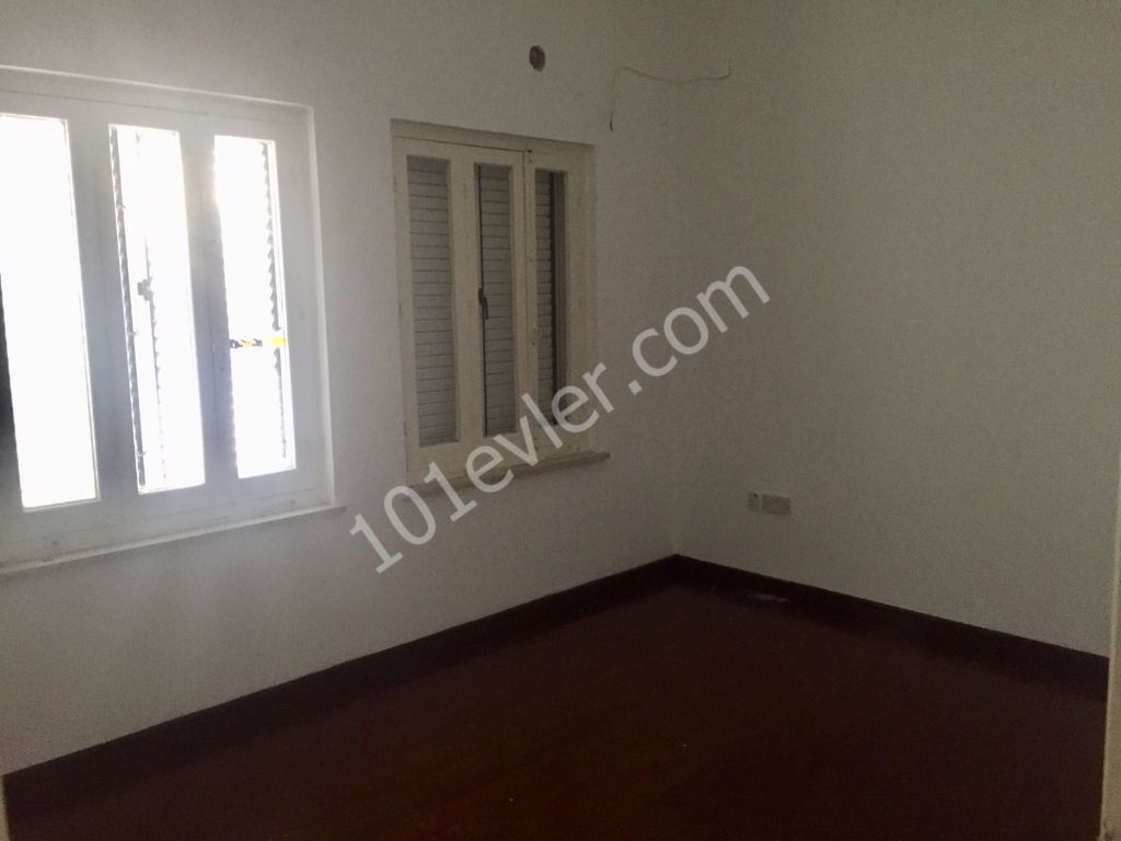 Flat To Rent in Köşklüçiftlik, Nicosia