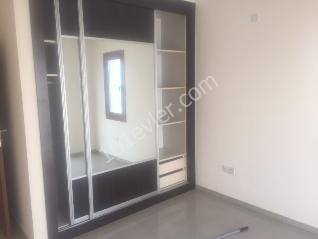 Flat For Sale in Küçük Kaymaklı, Nicosia