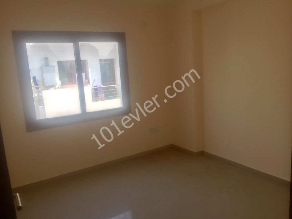 Flat For Sale in Küçük Kaymaklı, Nicosia